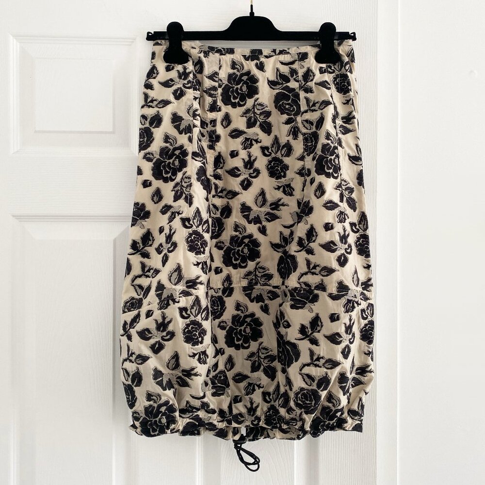 Comrags floral jacquard skirt, size small